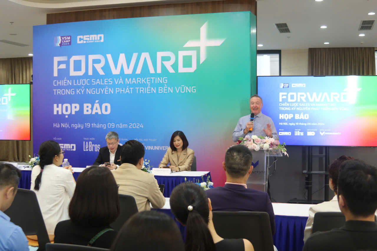 Bắt nhịp xu hướng và bứt phá trong chiến lược sales và marketing bền vững