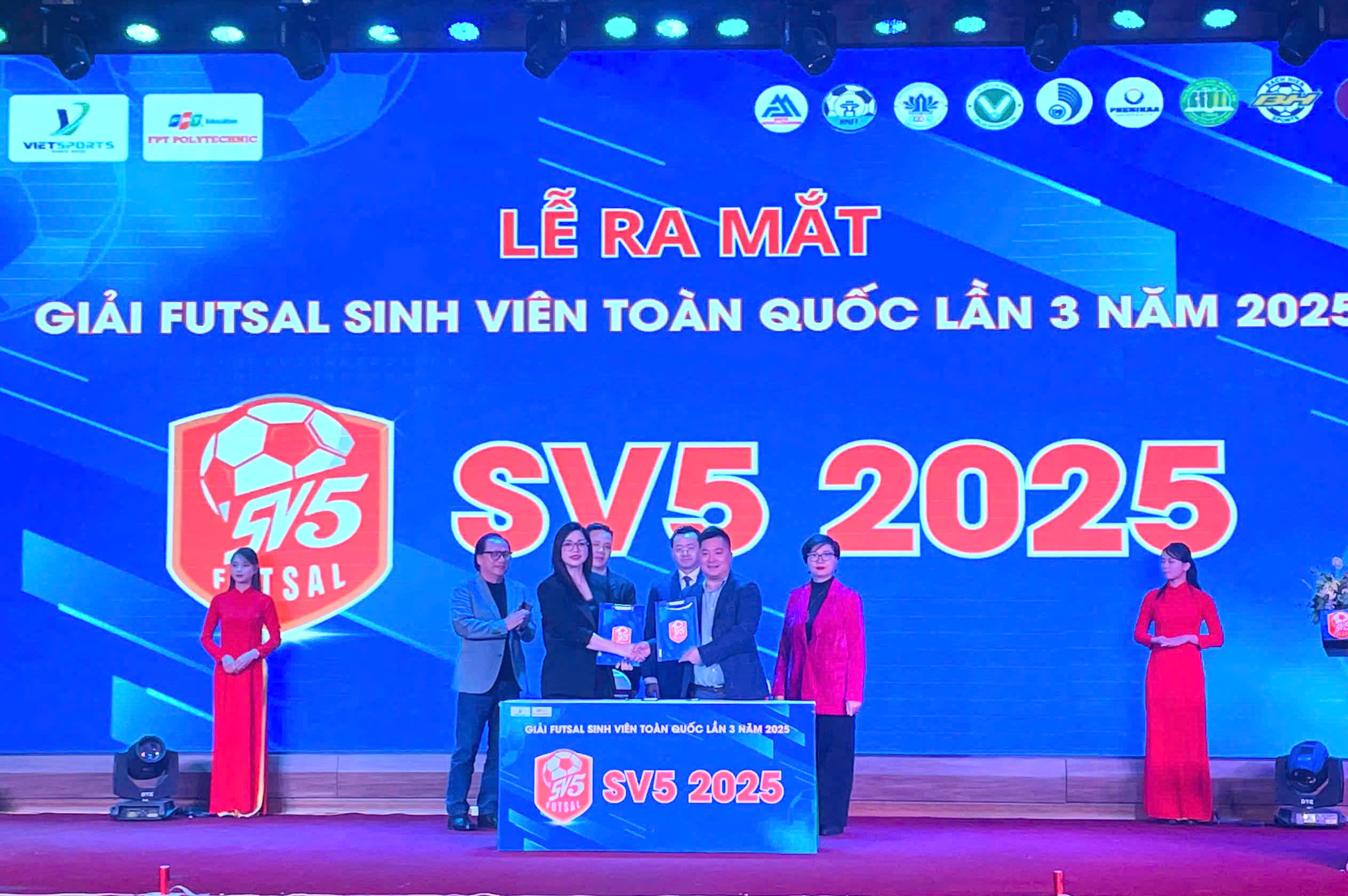 Giải futsal sinh viên toàn quốc 2025 - SV5: Tổng giá trị giải thưởng 300 triệu đồng