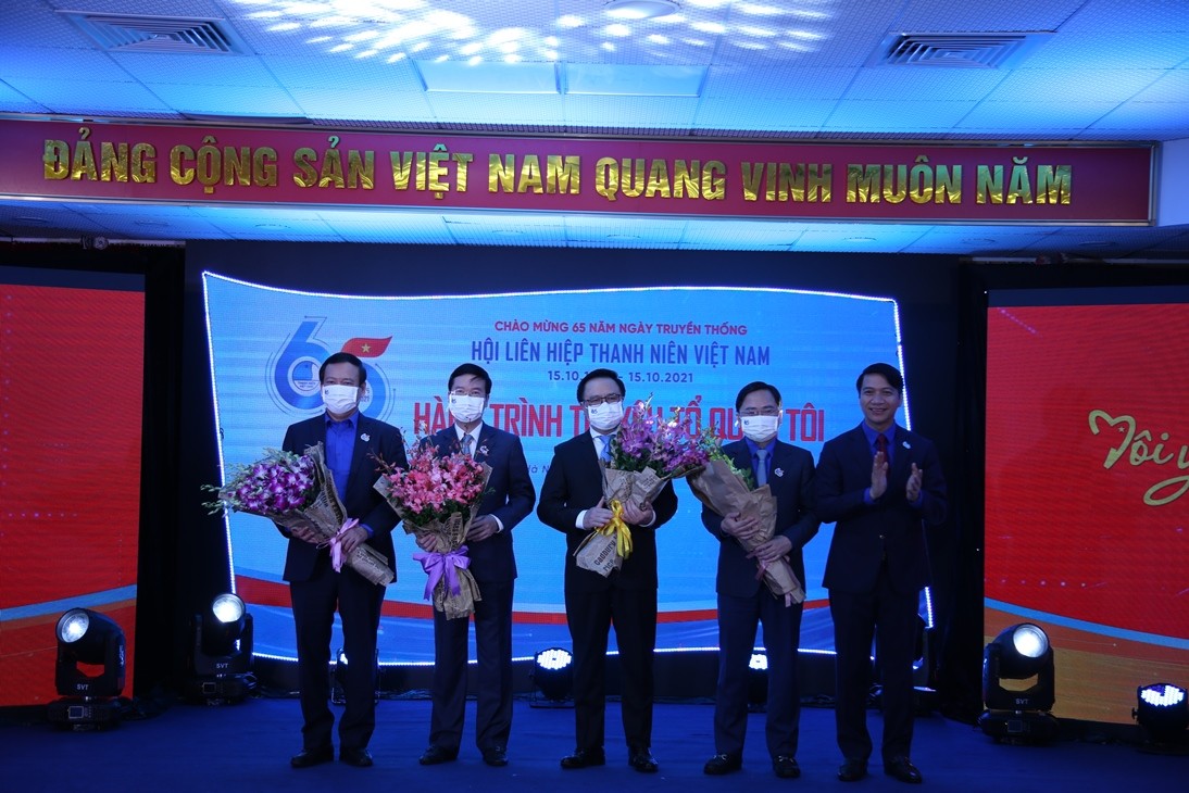 Tiếp tục triển khai hành trình 'Tôi yêu Tổ quốc tôi' nhân kỷ niệm 65 năm Ngày truyền thống Hội LHTN Việt Nam