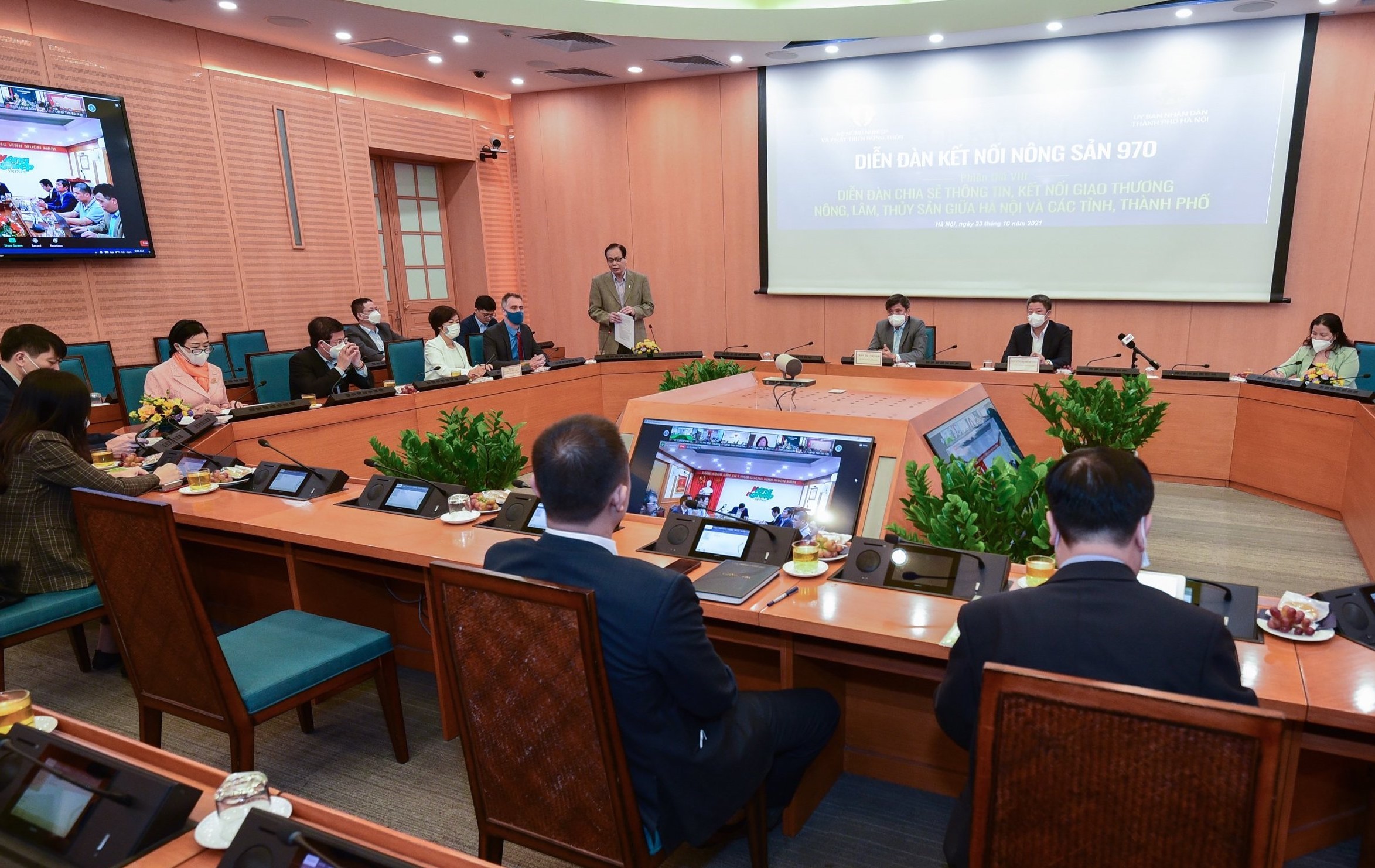Kết nối nông sản các địa phương tới Hà Nội, ngày 23/10 đã có 30 giao dịch có kết quả