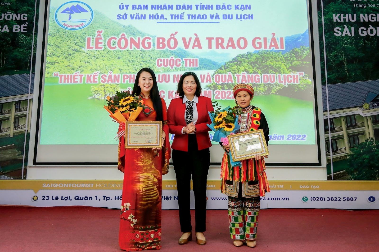 "NTK Vũ Thảo Giang" nhận giải thưởng thiết kế sản phẩm du lịch 2022