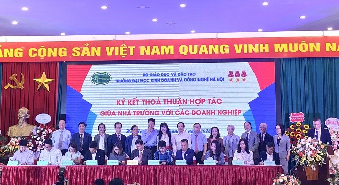 120 doanh nghiệp sẽ tham gia Ngày hội việc làm năm 2022 do Trường Đại học Kinh doanh và Công nghệ Hà Nội tổ chức