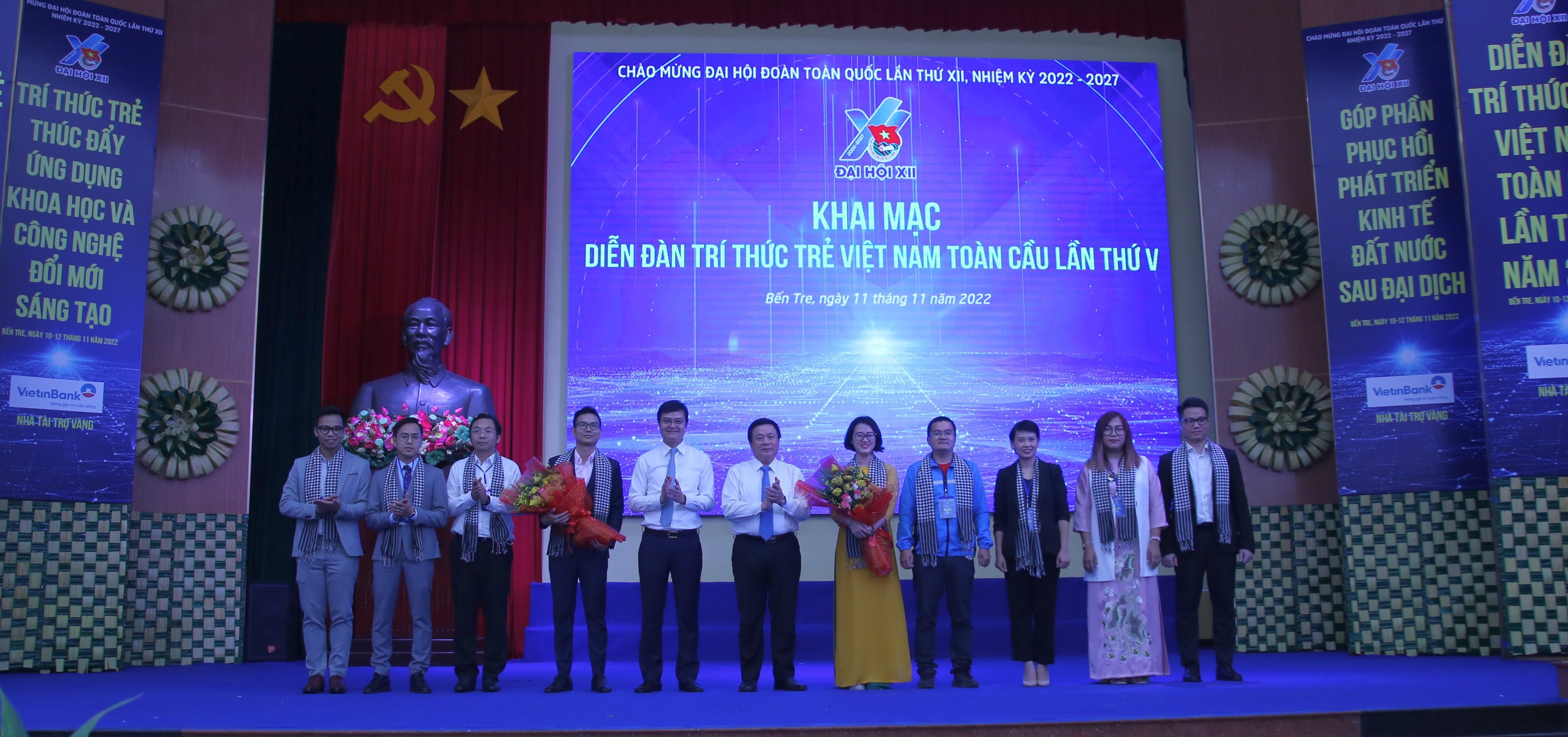 Diễn đàn Trí thức trẻ Việt Nam toàn cầu lần thứ V, năm 2022 được tổ chức tại Hội trường UBND tỉnh Bến Tre