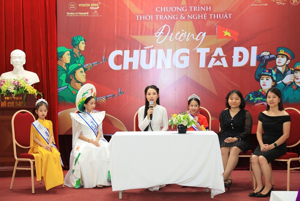 Show diễn thời trang nghệ thuật ‘Đường chúng ta đi' khơi dậy tình yêu quê hương, đất nước, lòng tự hào, tự tôn dân tộc