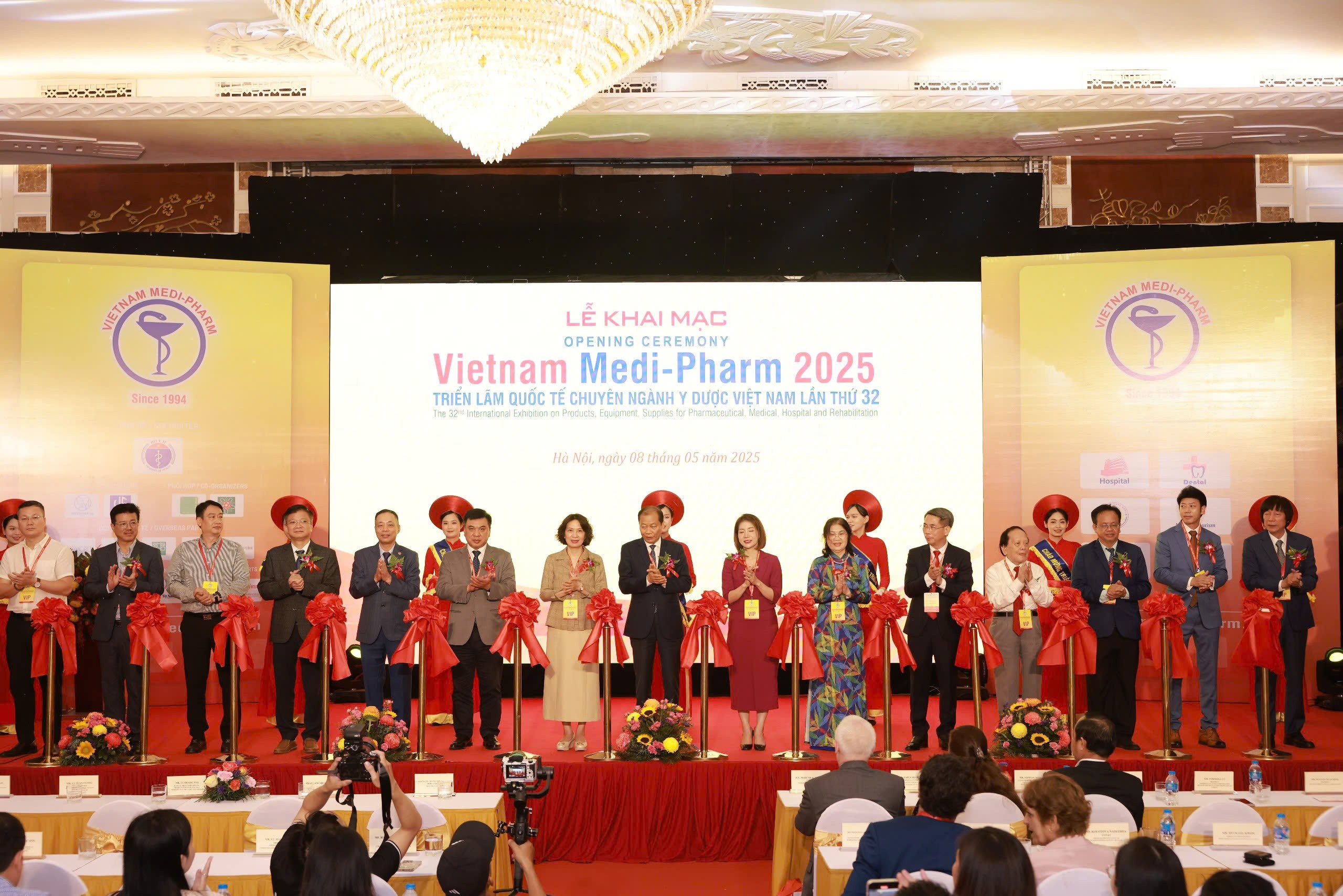 Khai mạc Triển lãm Quốc tế Y Dược Việt Nam 2025 Cơ hội hợp tác và đổi mới trong ngành y tế