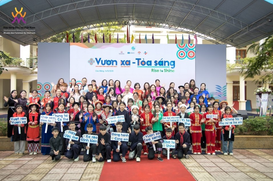 Sự kiện truyền thông 'Vươn xa – Tỏa sáng' tại Cao Bằng: Khơi gợi đam mê và tinh thần vượt khó của Phụ nữ và Trẻ em dân tộc thiểu số