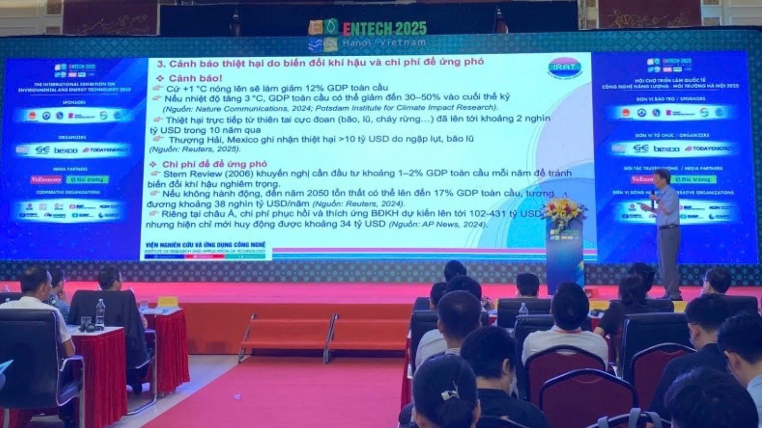 Diễn đàn Chuyển dịch năng lượng Việt Nam năm 2025: Đưa ra giải pháp phát triển công nghệ năng lượng