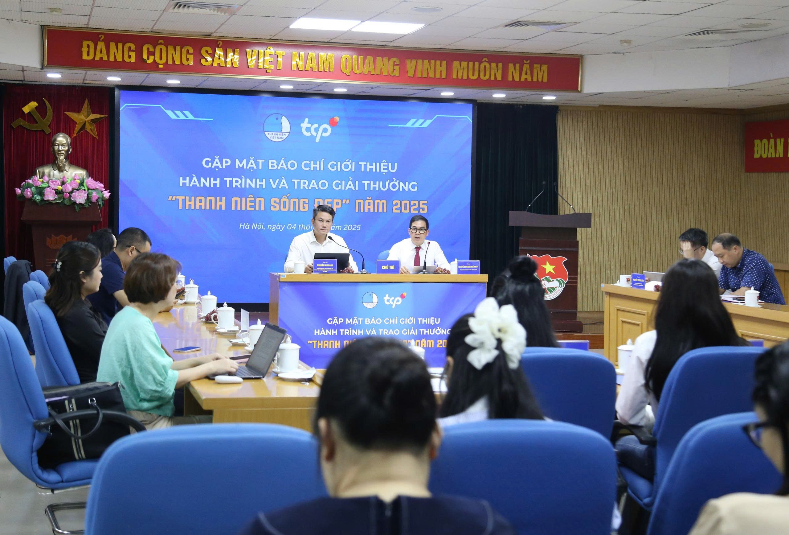 Vinh danh 20 gương thanh niên 'sống đẹp' tiêu biểu toàn quốc năm 2025