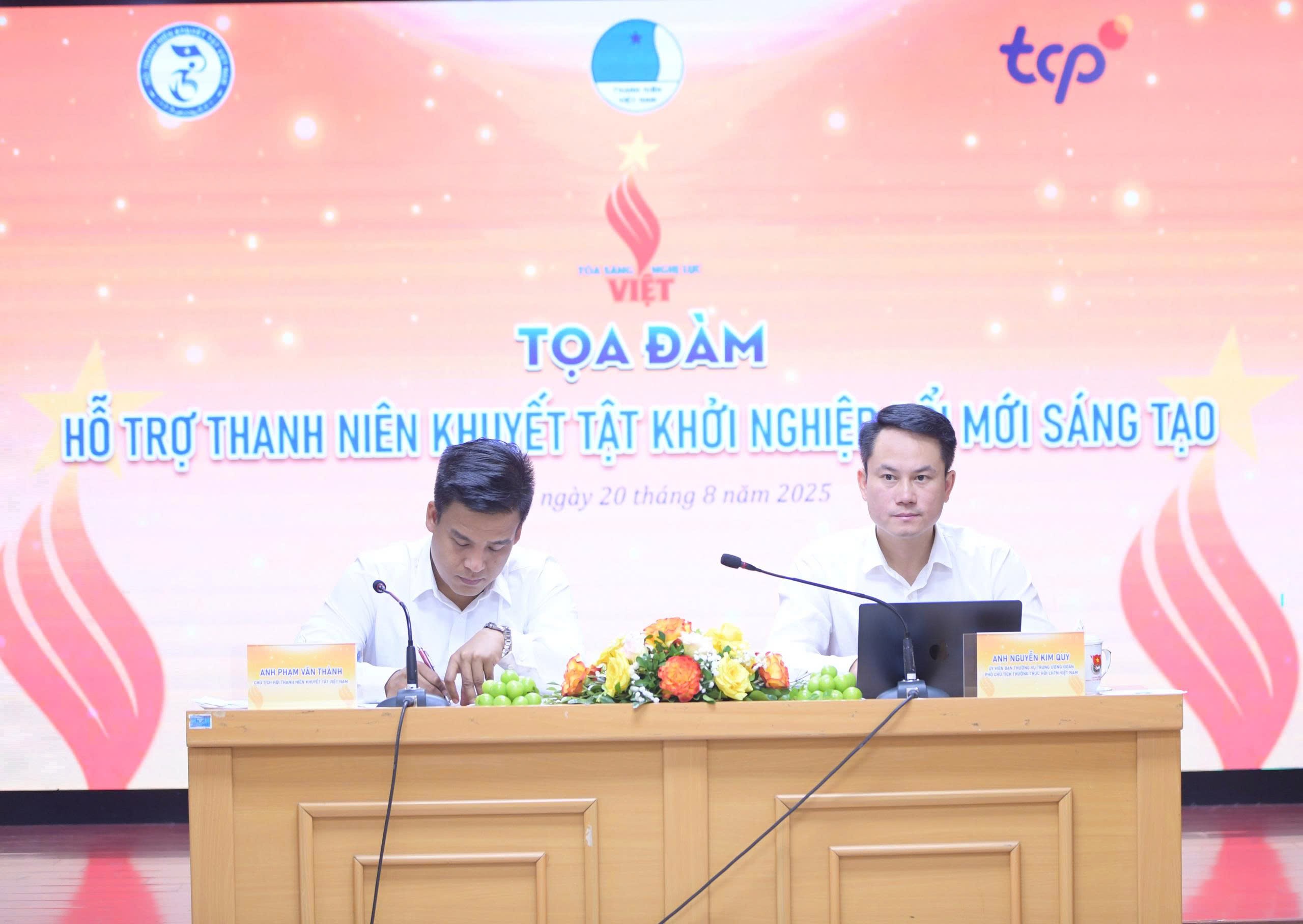 Tọa đàm ‘Hỗ trợ thanh niên khuyết tật khởi nghiệp, đổi mới sáng tạo’ tại Hà Nội