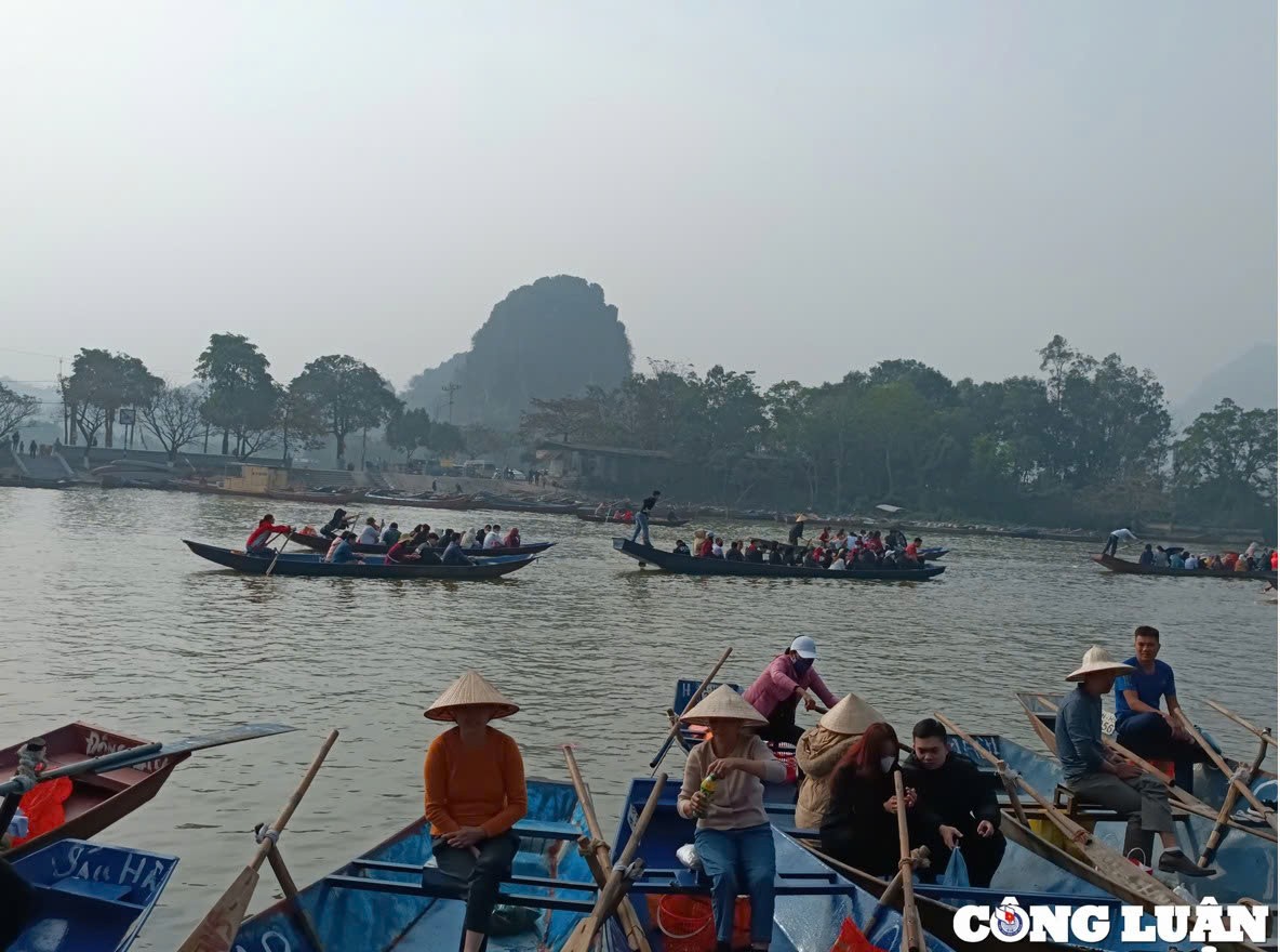 Khai hội chùa Hương 2026 với chủ đề “An toàn - Thân thiện - Chất lượng”