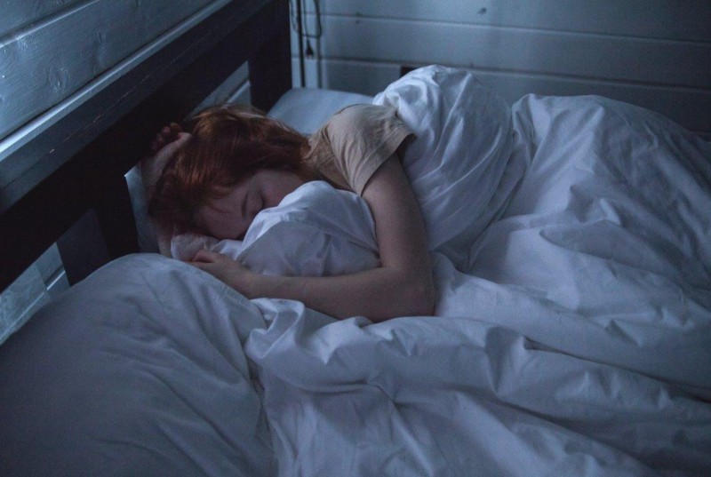 Ngủ ở nhiệt độ phòng bao nhiêu tốt cho sức khỏe?