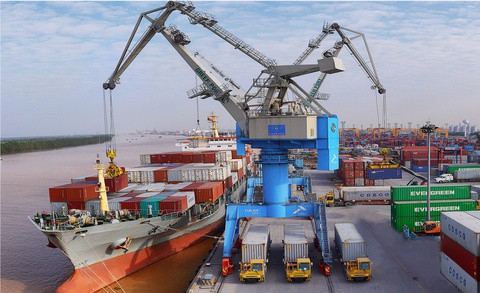 Việt Nam lọt top 5 quốc gia đứng đầu về dòng chảy thương mại quốc tế