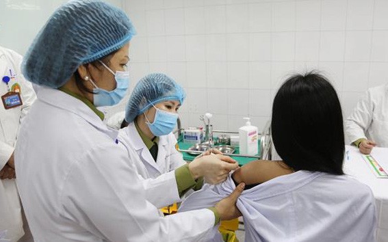 Tiếp tục tiêm thử vắc xin COVID-19 của Việt Nam nhóm liều 50mcg