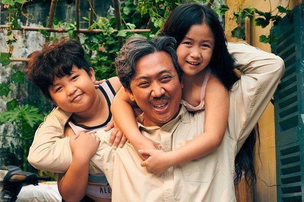 'Bố già' phá kỷ lục phim Việt, cán mốc 100 tỷ đồng nhanh nhất mọi thời đại