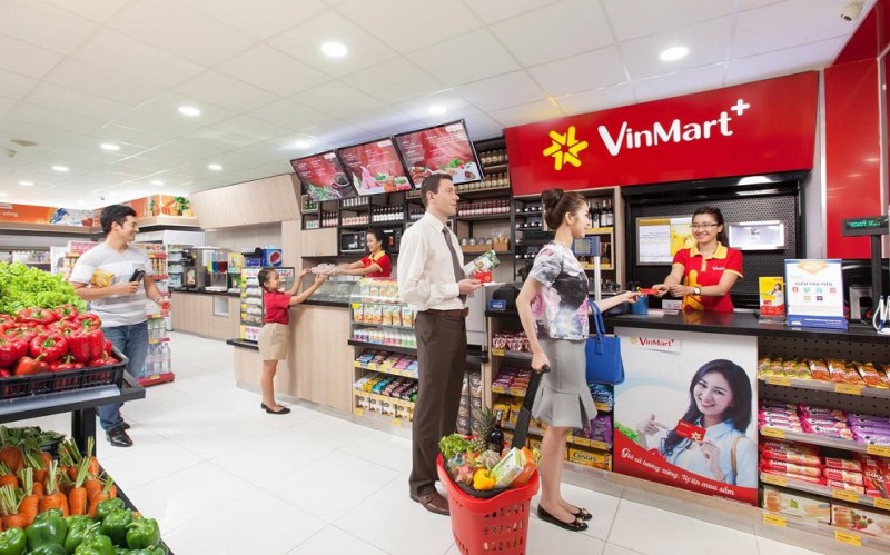 23 siêu thị Vinmart, Vinmart + đóng cửa vì liên quan đến công ty Thanh Nga - nơi có chùm 21 ca F0