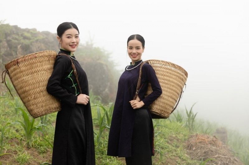 "Sao Mai Thu Hằng và tình yêu đặc biệt dành cho Tây Bắc"