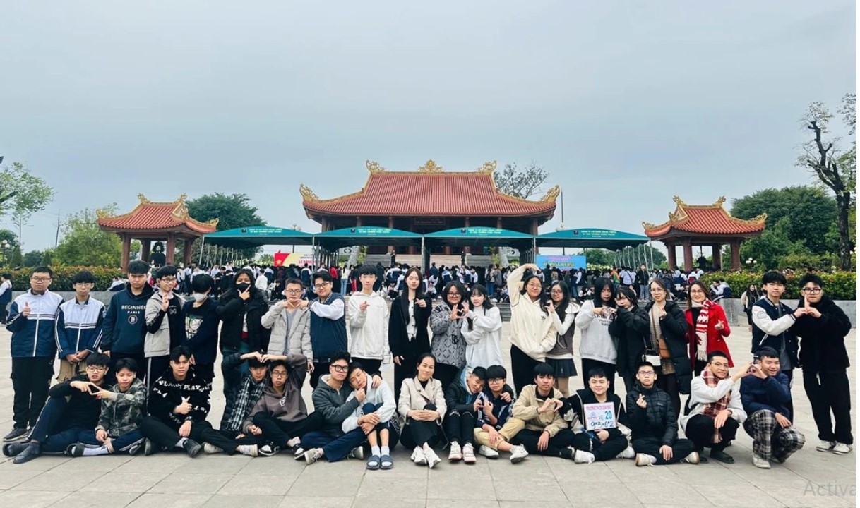Lan tỏa tình yêu lịch sử với tour học tập ở di tích Đại đội 915 Thái Nguyên - Hành trình tìm về cội nguồn