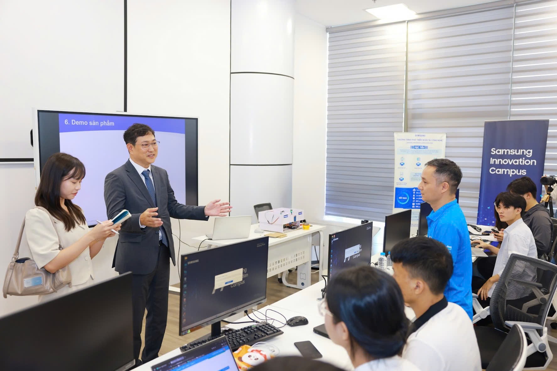 Samsung Việt Nam tổng kết Dự án Phát triển Nhân tài Công nghệ năm học 2024 – 2025 tại NIC Hòa Lạc