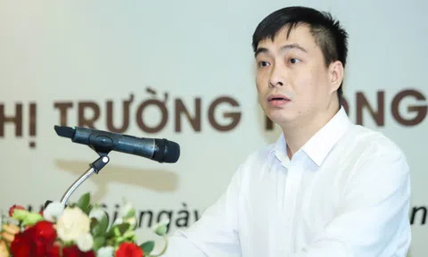 Tọa đàm 'Giải pháp củng cố và phát triển thị trường trong nước': Hướng đi đối phó với biến động toàn cầu 