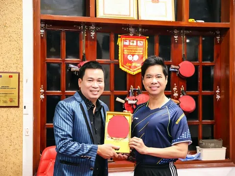 Ca sĩ Michael Lang đón tuổi mới đầy ý nghĩa