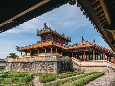 Visit Huế cùng Travel blogger Lý Thành Cơ và hàng loạt bạn trẻ nổi tiếng