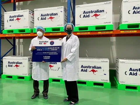 Lô vắc-xin đầu tiên từ Australia đã đến Việt Nam
