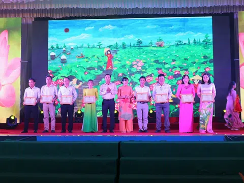 Lễ hội Sen Đồng Tháp lần thứ II năm 2024 có doanh thu ước đạt 99 tỷ đồng