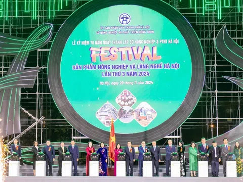 Sở NN&PTNT Hà Nội đón nhận Huân chương lao động hạng Nhất và Khai mạc Festival sản phẩm nông nghiệp và làng nghề lần 3 năm 2024
