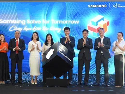 Samsung khởi động cuộc thi Solve for Tomorrow 2025 tại miền trung, hướng tới 50.000 học sinh tham gia