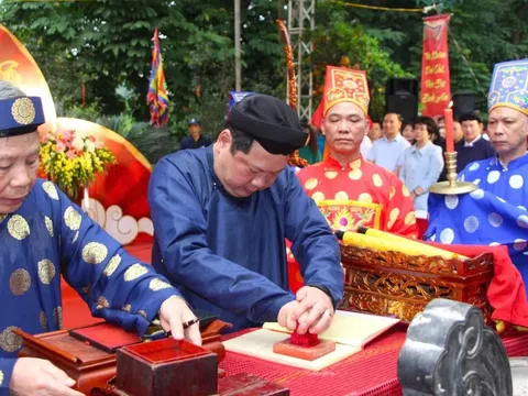 Khai Ấn Xuân Bính Ngọ tại đền Voi Phục