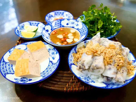 Khác biệt bánh cuốn Hà Nội và Thanh Hóa