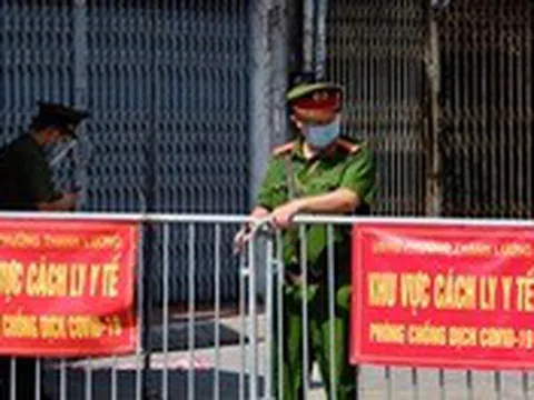 F0, F1 đi giao hàng của Công ty Thanh Nga đến nhiều cửa hàng, siêu thị...