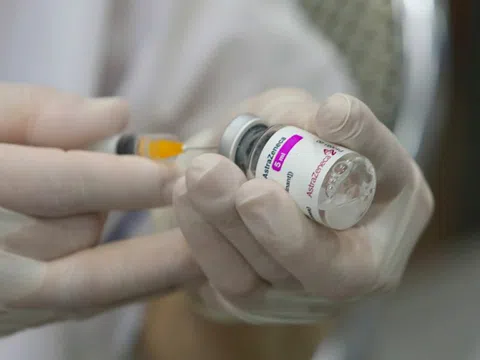 Bộ Y tế: Có thể rút ngắn khoảng cách 2 mũi tiêm vắc xin AstraZeneca