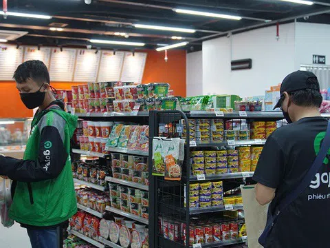 Tiểu thương 'rẽ hướng' kinh doanh mùa dịch không chỉ là biện pháp 'sống còn' mà còn là hướng đi mới đầy tiềm năng