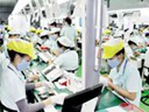 Chính sách mới có hiệu lực từ tháng 10/2021: Cho phép thi tuyển thạc sĩ theo hình thức trực tuyến