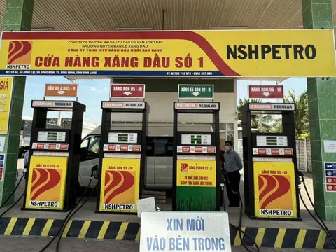 Bộ Công Thương bất ngờ kiểm tra và phát hiện cây xăng “có hàng nhưng không bán”