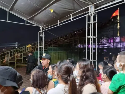 Đêm nhạc Trịnh khán giả có vé không được xem, ban tổ chức xin rút kinh nghiệm