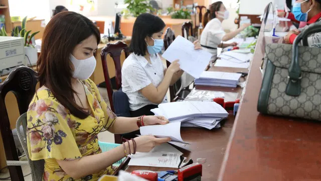 Những điều cần biết về tiếp nhận công chức không qua thi tuyển, xét tuyển