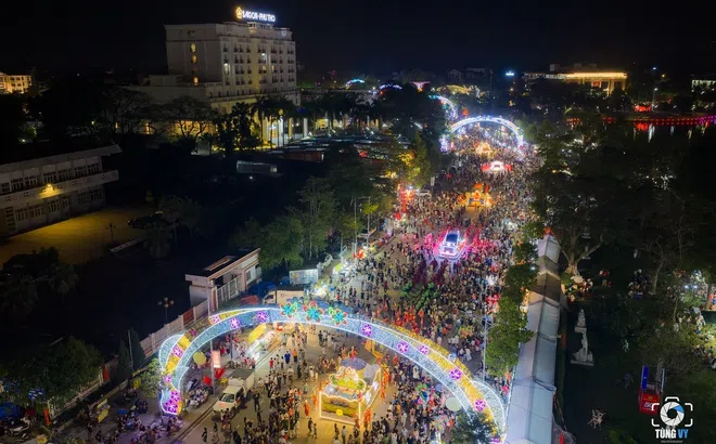 Lễ hội văn hóa dân gian đường phố Phú Thọ 2026: “Thanh âm nguồn cội” thắp sáng Đất Tổ, hút hàng triệu du khách