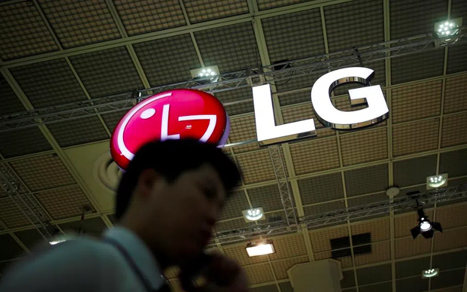 Thua lỗ, không 'bán mình' được cho Vingroup, LG loại bỏ bộ phận điện thoại di động